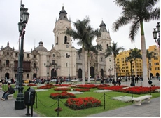 LIMA SHANTY TOWNS